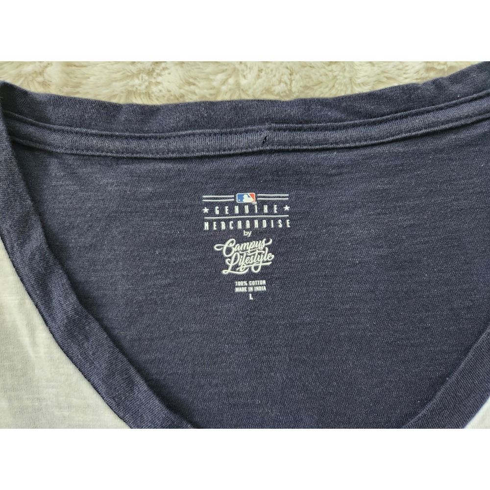 Campus Lifestyle Twins MLB Womens Graphic V Neck T Shirt Size Large - Picture 4 of 6